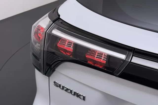 Suzuki S-Cross (2022) thumbnail 5