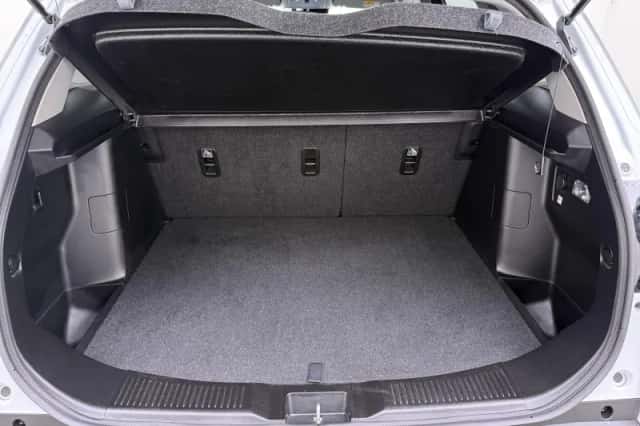 Suzuki S-Cross (2022) thumbnail 8