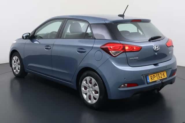 Hyundai i20 (2018) thumbnail 3