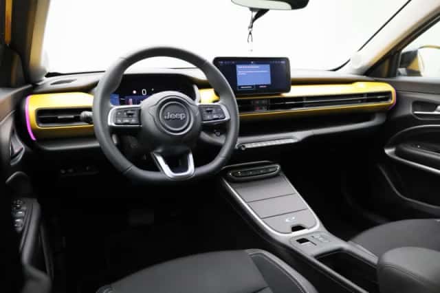 Jeep Avenger (2023) thumbnail 7