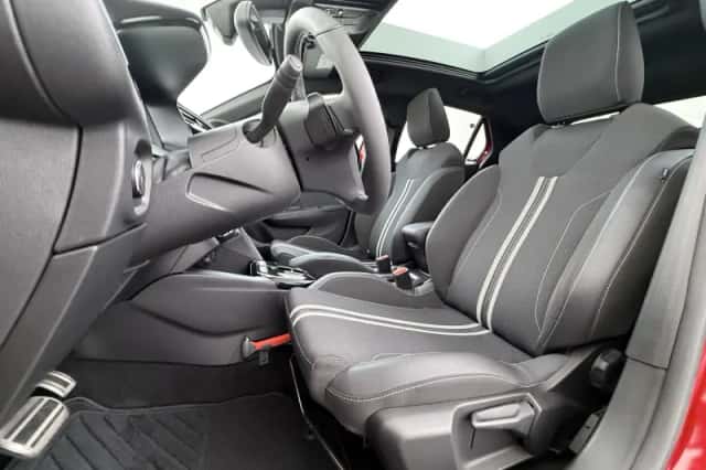 Opel Corsa (2024) thumbnail 5
