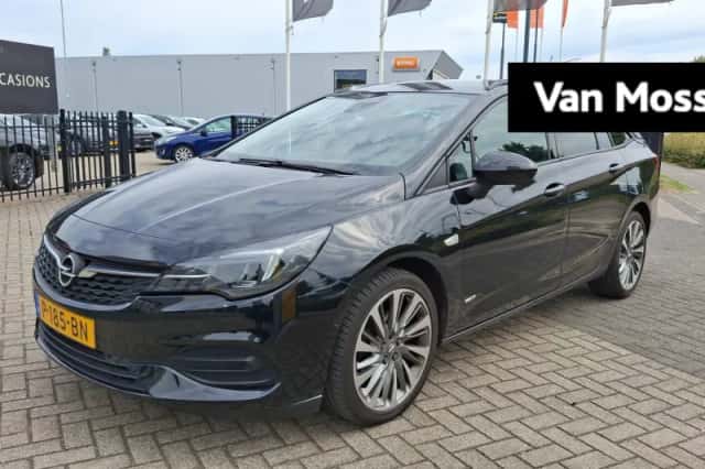Opel Astra (2022) thumbnail 1
