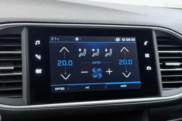 Peugeot 308 (2021) thumbnail 28