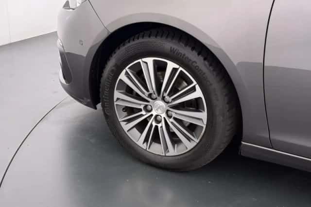 Peugeot 308 (2021) thumbnail 10