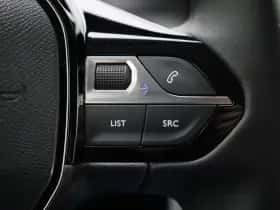 Peugeot 2008 (2022) thumbnail 16