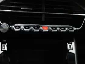 Peugeot 2008 (2022) thumbnail 19