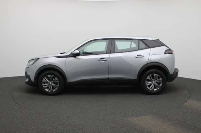 Peugeot 2008 (2022) thumbnail 4