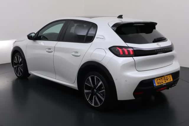 Peugeot 208 (2020) thumbnail 2