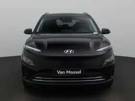 Hyundai Kona (2022) thumbnail 3