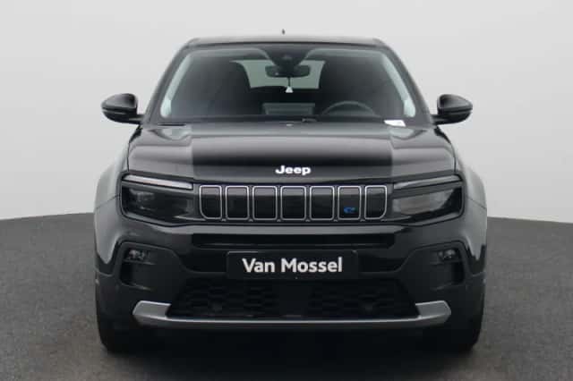 Jeep Avenger (2023) thumbnail 3