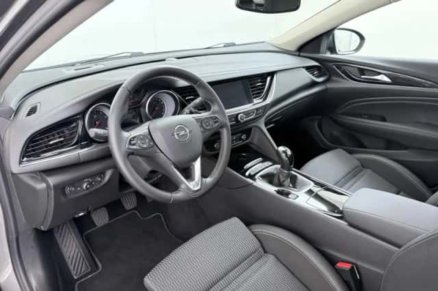 Opel Insignia (2019) thumbnail 6