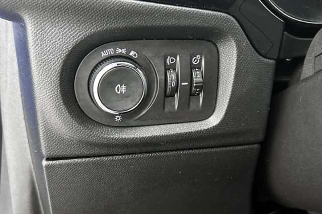 Opel Corsa (2024) thumbnail 24