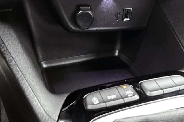 Opel Corsa (2021) thumbnail 17