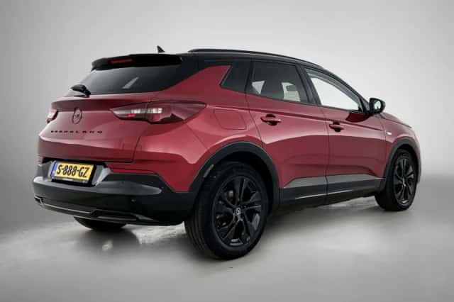 Opel Grandland (2022) thumbnail 4