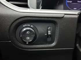 Opel Grandland (2023) thumbnail 23