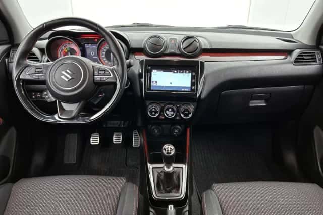Suzuki Swift (2021) thumbnail 24