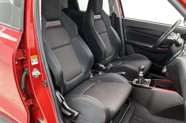 Suzuki Swift (2021) thumbnail 41