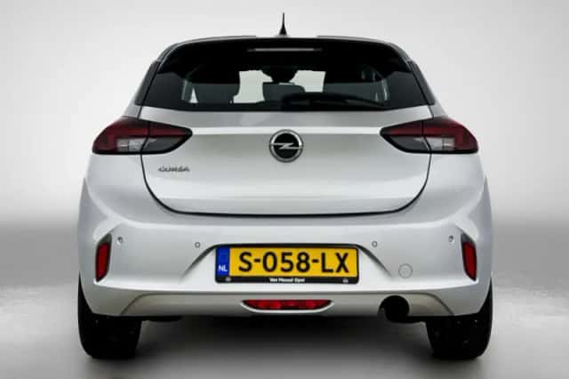 Opel Corsa (2023) thumbnail 3