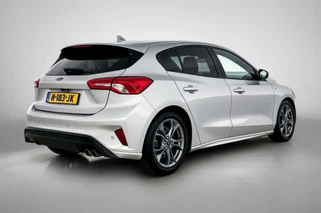 Ford Focus (2020) thumbnail 4