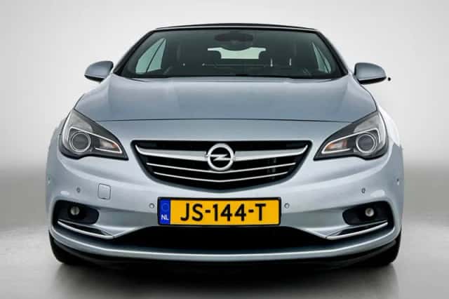Opel Cascada (2016) thumbnail 5