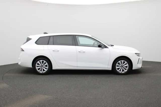 Opel Astra (2024) thumbnail 6