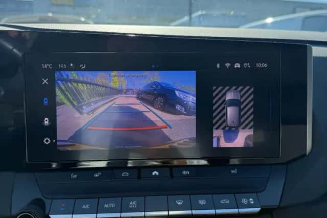 Opel Astra (2022) thumbnail 15