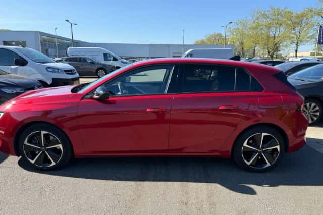 Opel Astra (2022) thumbnail 7