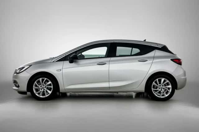 Opel Astra (2021) thumbnail 2