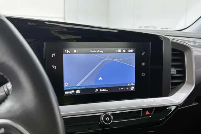 Opel Mokka (2022) thumbnail 29