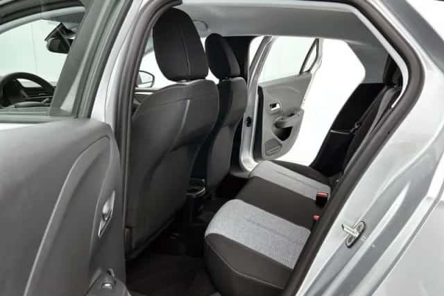 Opel Corsa (2024) thumbnail 24