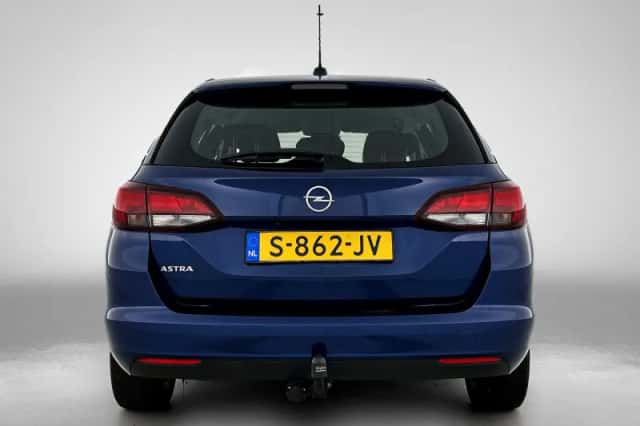Opel Astra (2020) thumbnail 3