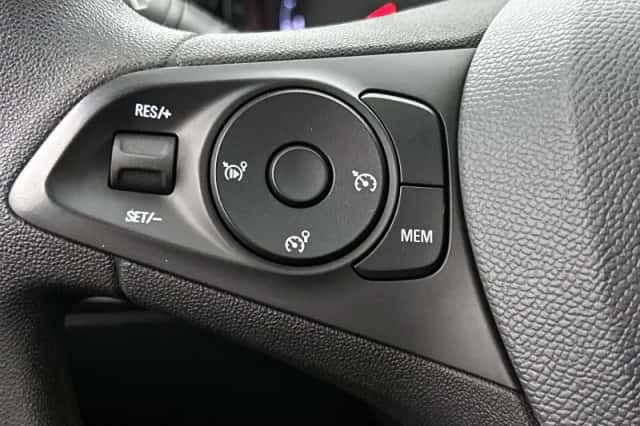 Opel Corsa (2023) thumbnail 6