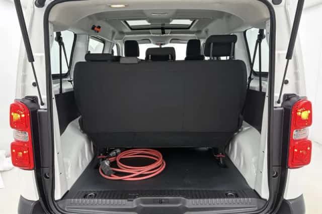 Opel Vivaro-e (2021) thumbnail 17