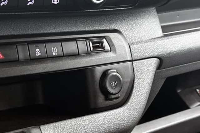 Opel Vivaro-e (2021) thumbnail 24