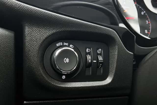 Opel Corsa (2022) thumbnail 23