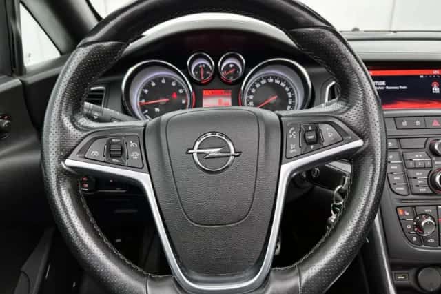 Opel Cascada (2014) thumbnail 34
