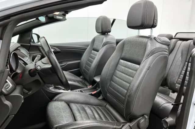 Opel Cascada (2014) thumbnail 37