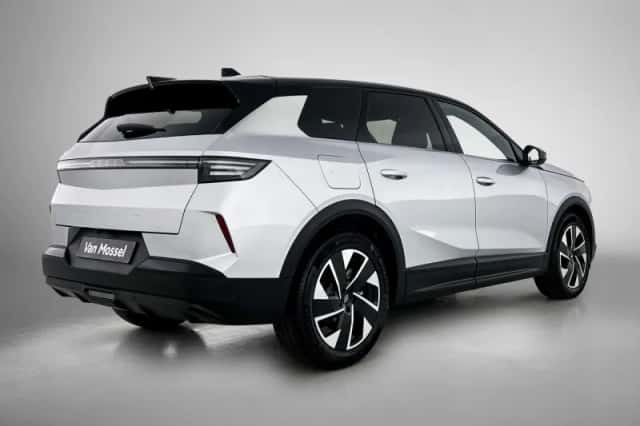 Opel Grandland (2025) thumbnail 4