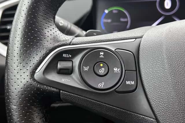 Opel Grandland (2023) thumbnail 6