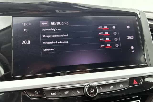 Opel Grandland (2023) thumbnail 10