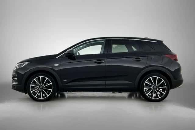 Opel Grandland X (2021) thumbnail 2