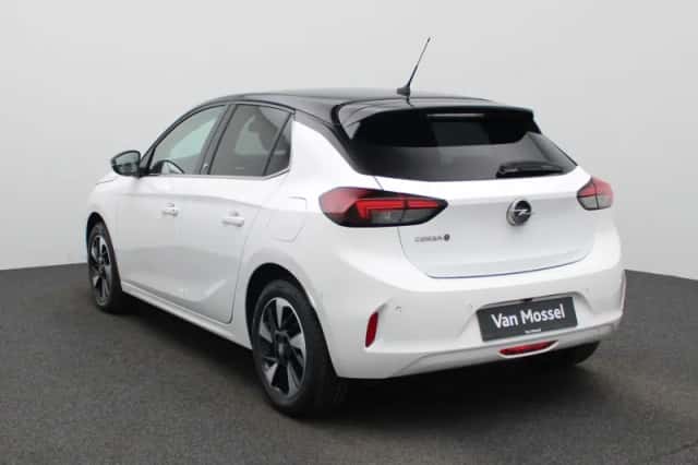 Opel Corsa-e (2023) thumbnail 2