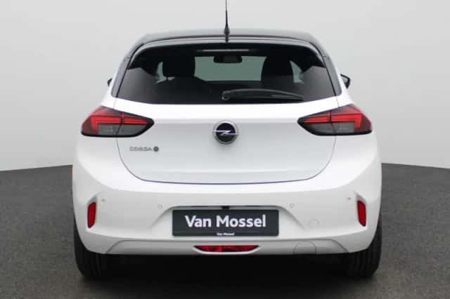 Opel Corsa-e (2023) thumbnail 5