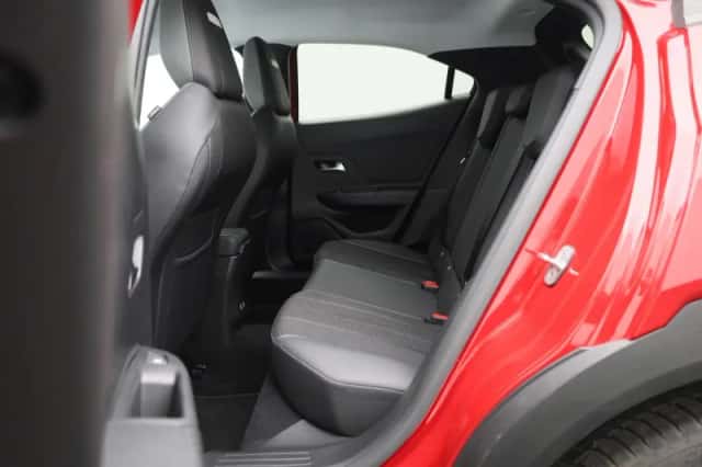 Opel Mokka-e (2022) thumbnail 12