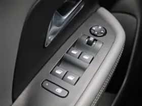 Opel Mokka-e (2022) thumbnail 28