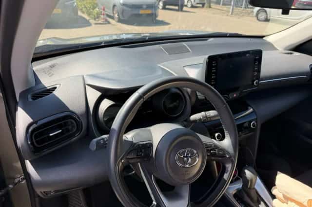 Toyota Yaris Cross (2023) thumbnail 15