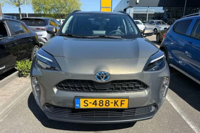 Toyota Yaris Cross (2023) thumbnail 3