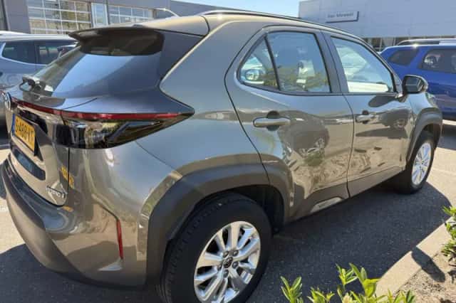 Toyota Yaris Cross (2023) thumbnail 6