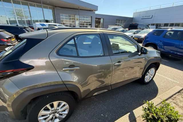 Toyota Yaris Cross (2023) thumbnail 8