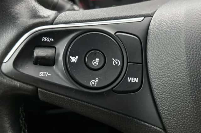 Opel Grandland X (2019) thumbnail 6